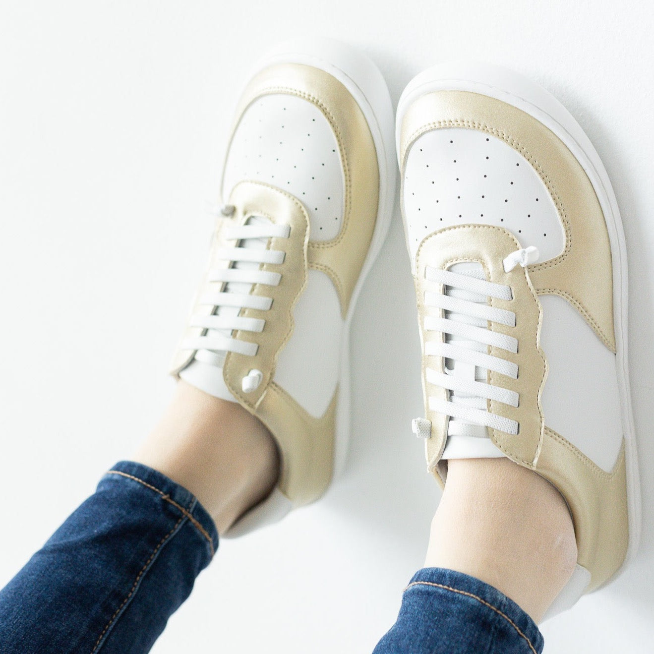 Retro Blanco/Gold - Grown Ups