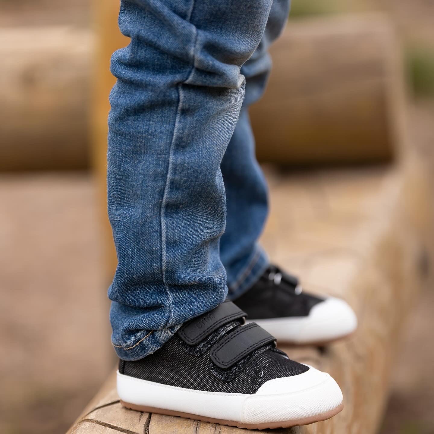 Leaf Denim Negra - Toddler