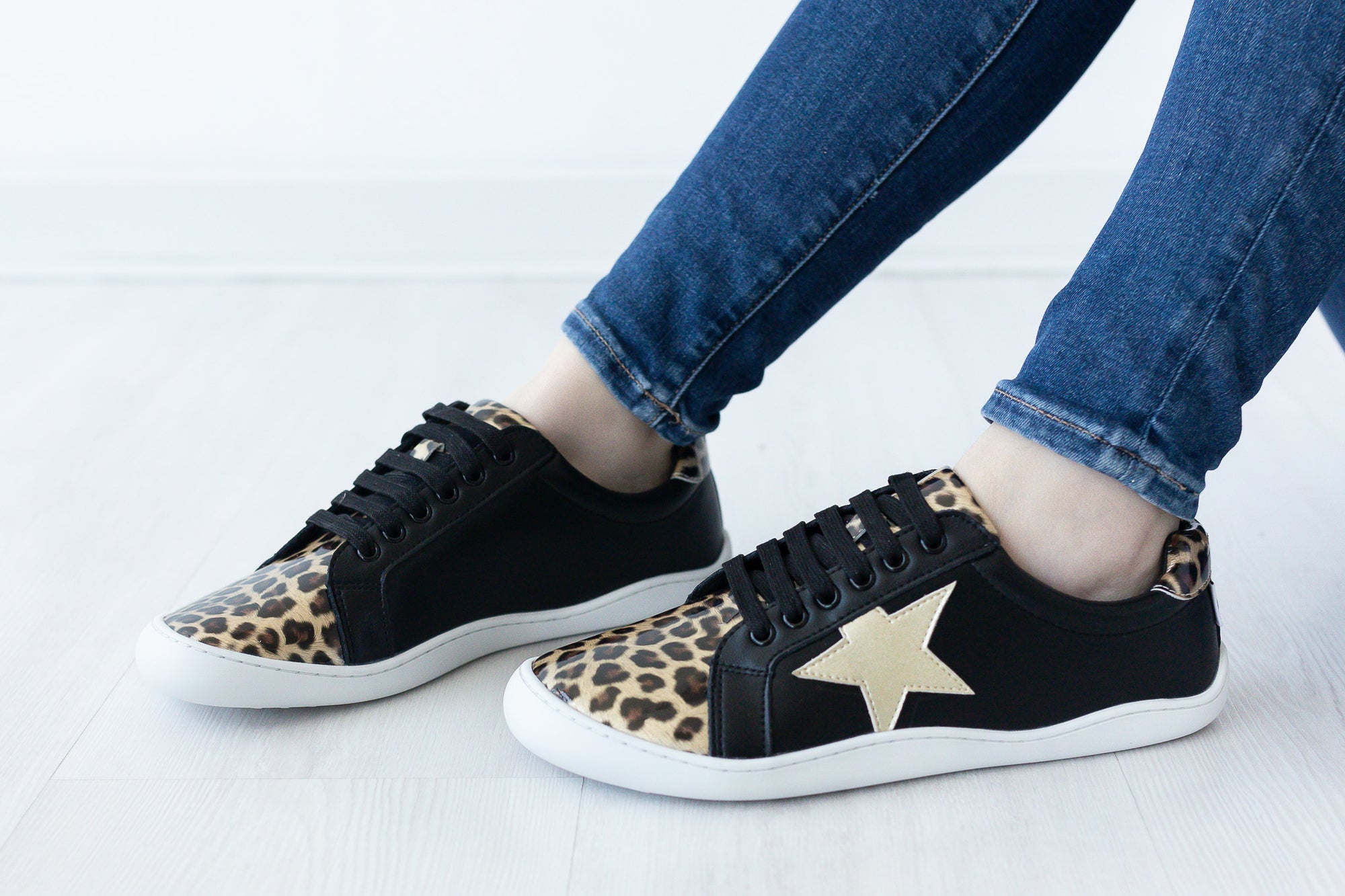 Float Superstar Animal Print Negro - Grown Ups