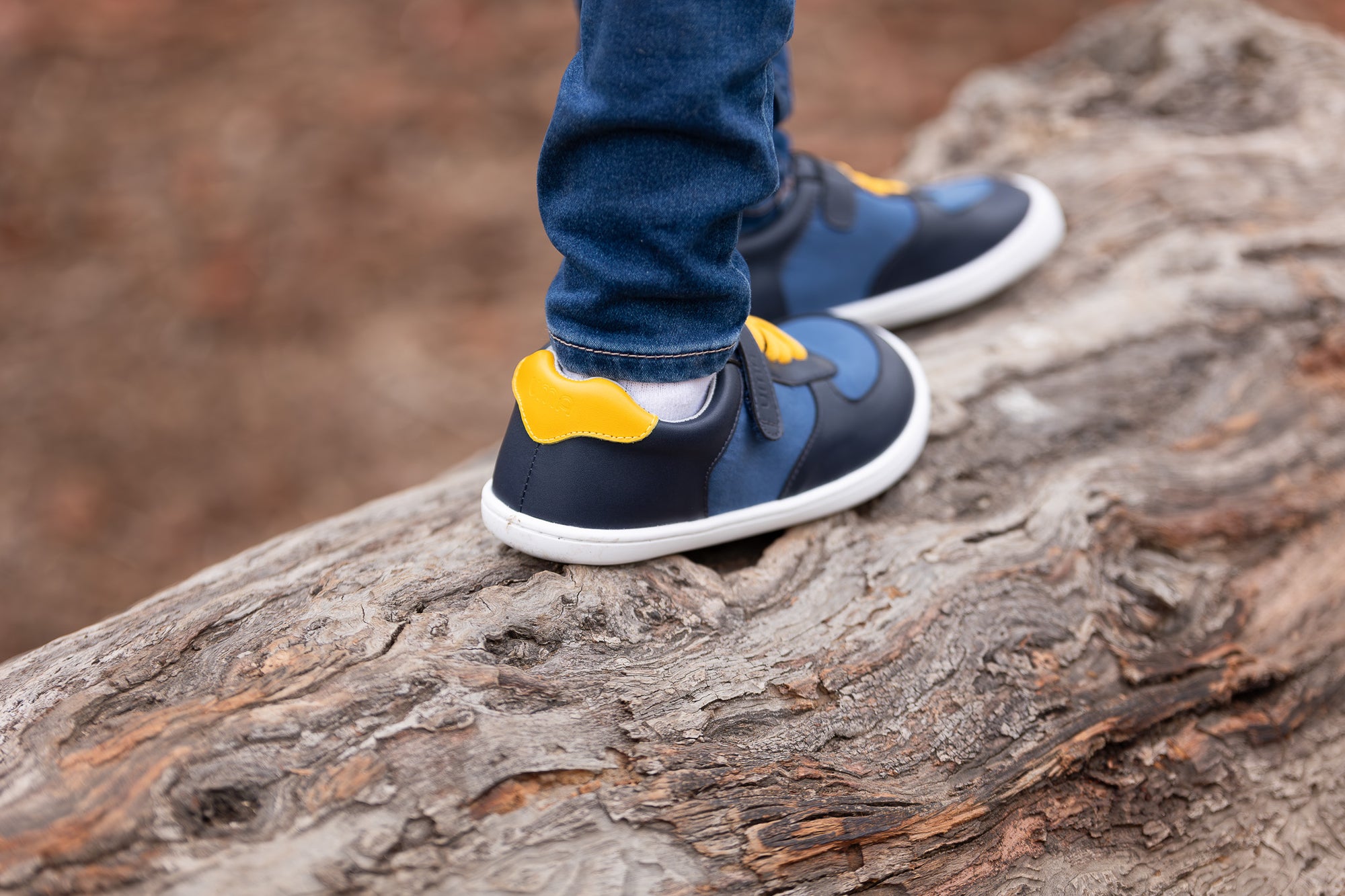 Air Retro Azul Marino/Amarillo - Kids