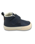 Botin barefoot ergonomico azul marino modelo Fluffy para bebes vista lateral