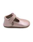 Zapato barefoot ergonomico rosado perla modelo T-Bar para bebes vista lateral