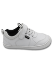 Zapatilla escolar barefoot blanca modelo Dash con doble velcro para toddler vista lateral