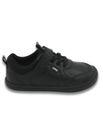 Zapatilla escolar barefoot negra modelo Dash con doble velcro para kids vista lateral