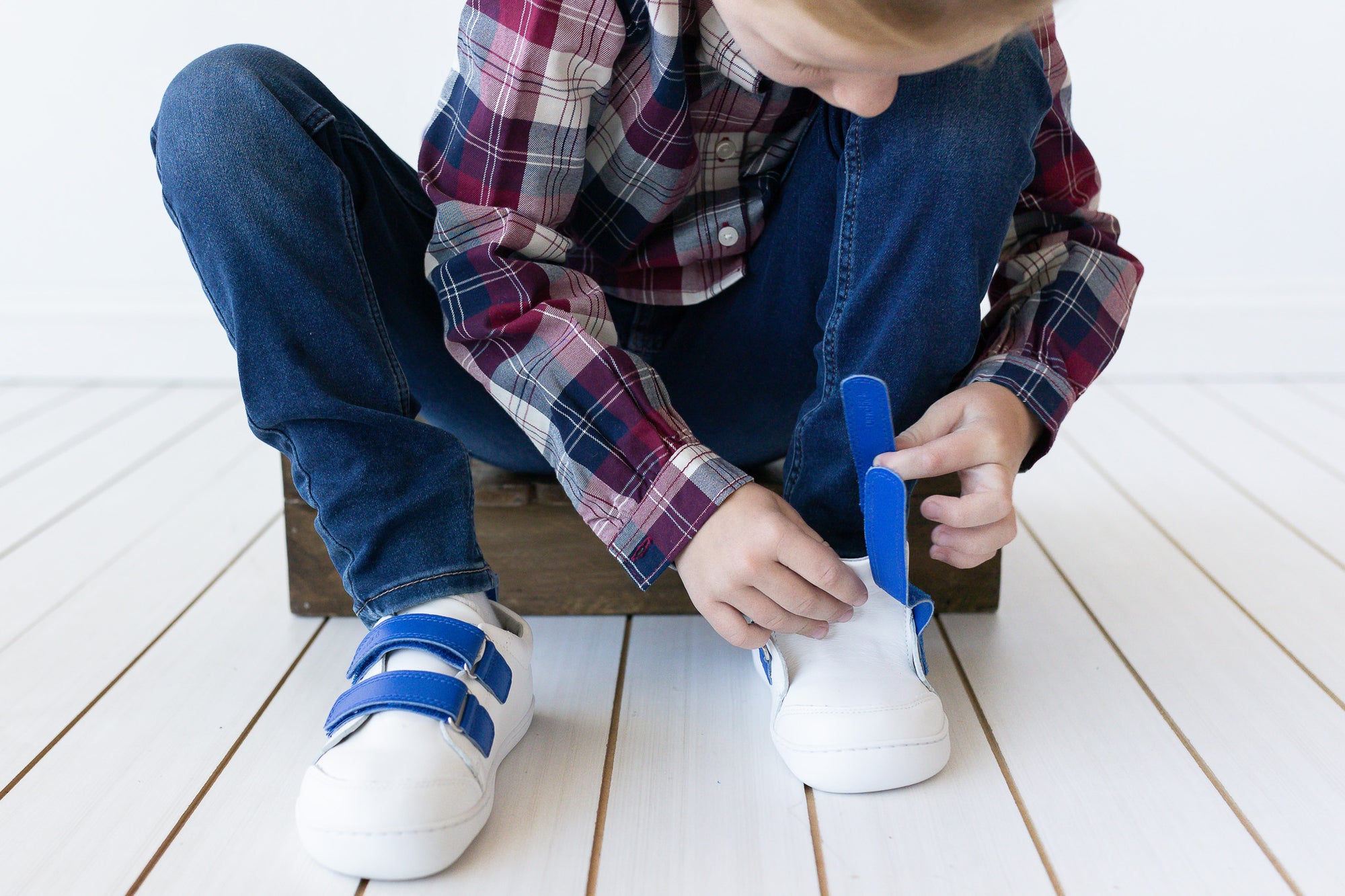 Leaf Blanca Velcro Azul - Kids