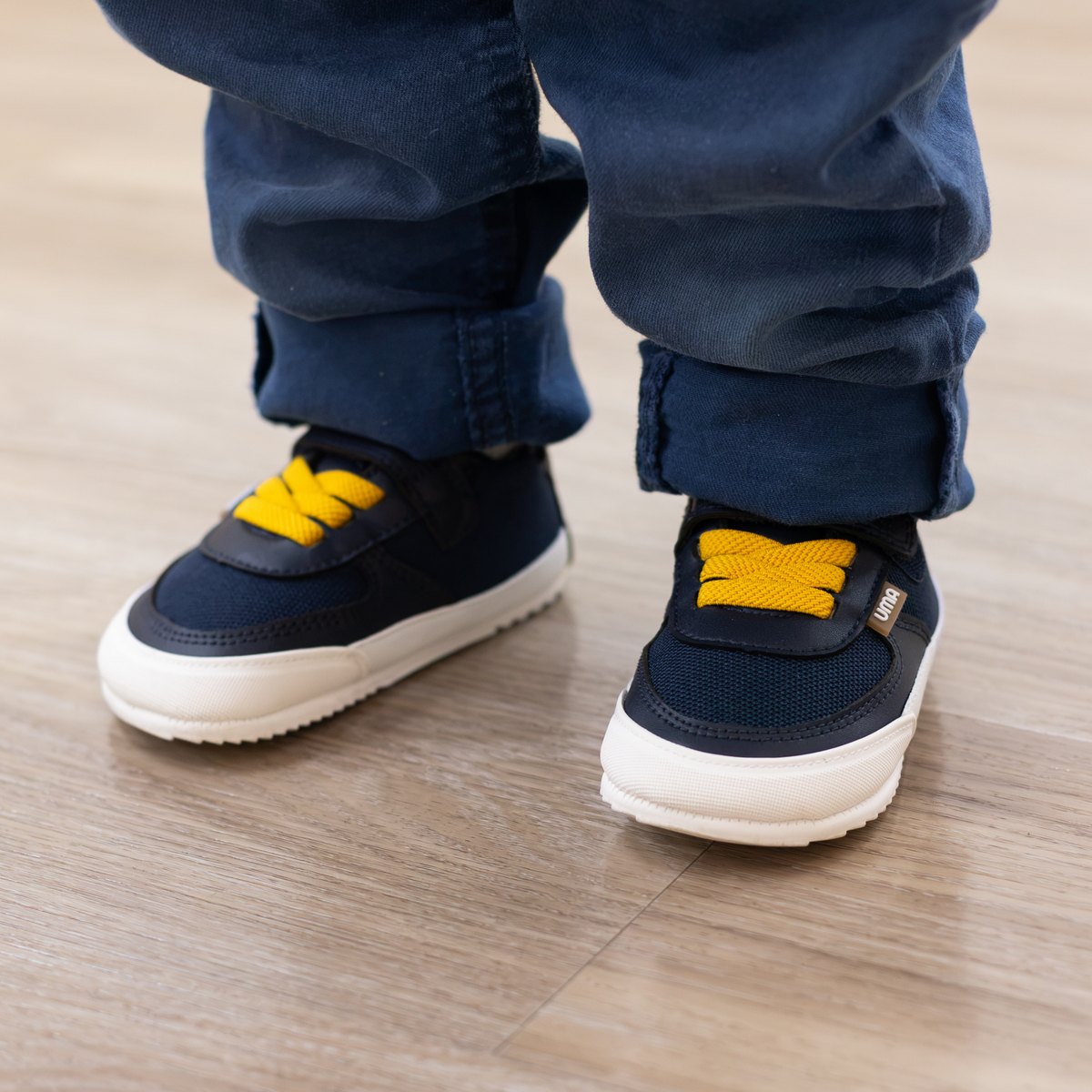 Air Retro Azul Marino/Amarillo - Baby