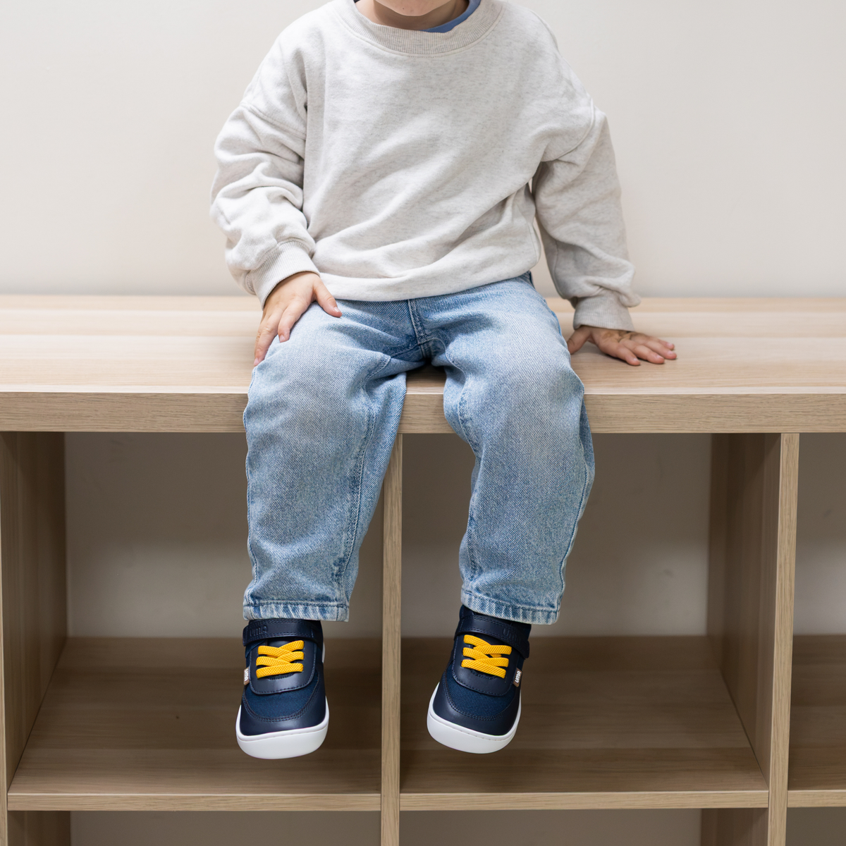 Air Retro Azul Marino/Amarillo - Toddler