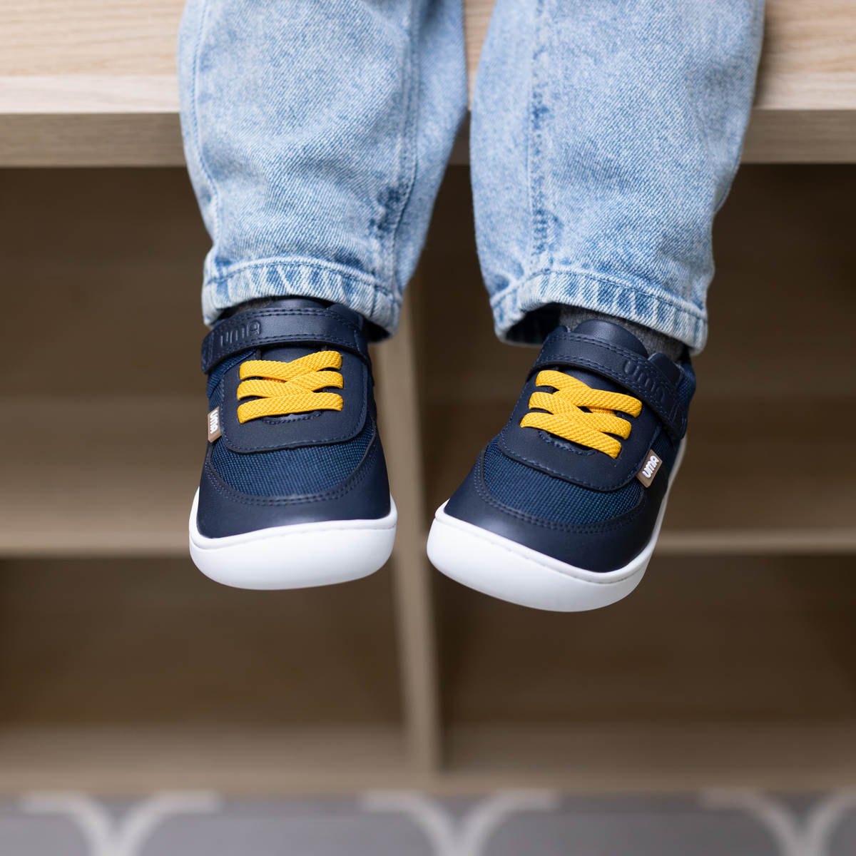 Air Retro Azul Marino/Amarillo - Toddler