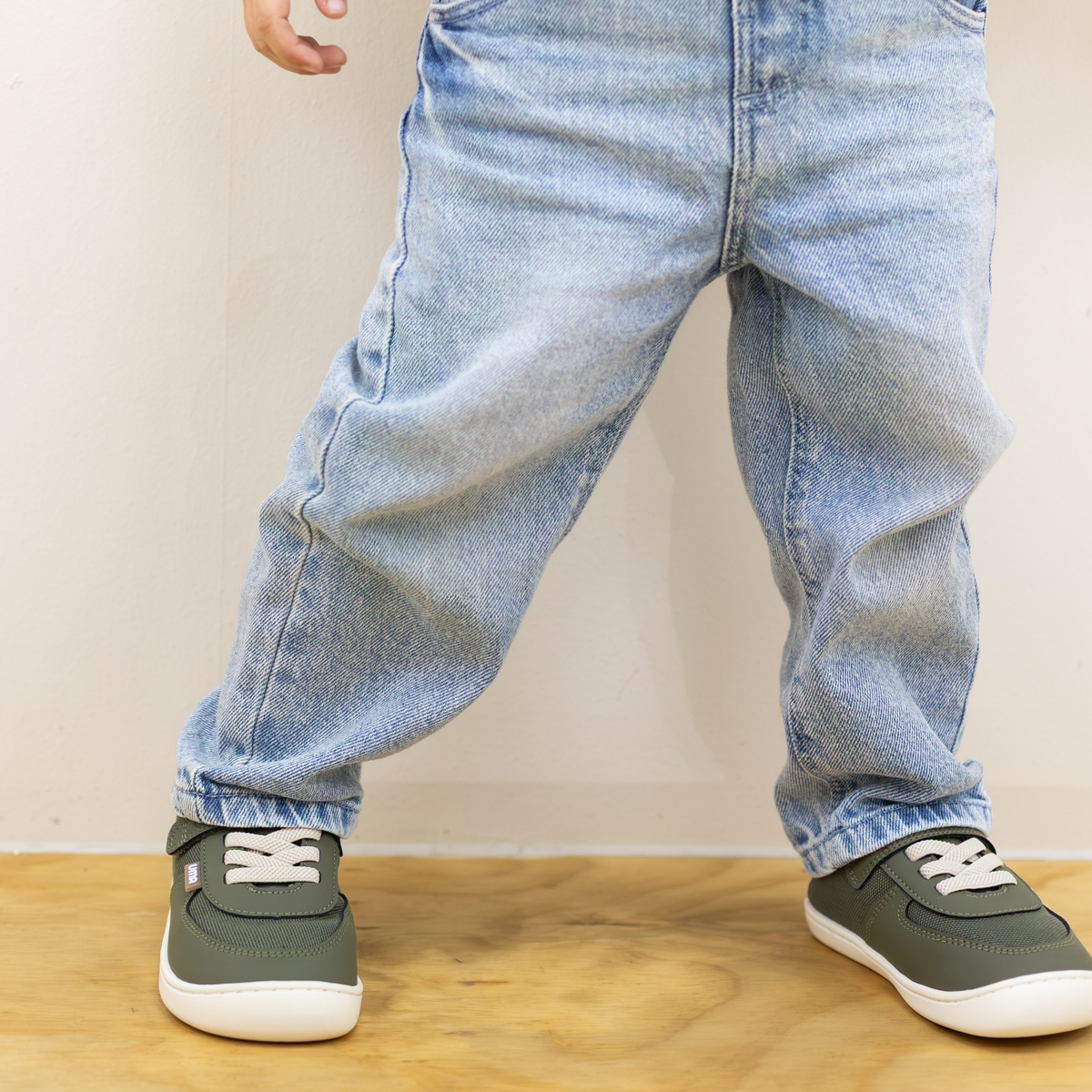 Air Retro Verde Militar - Toddler
