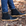 Par de botas barefoot ergonomicas animal print negro modelo Chelsea para adultos