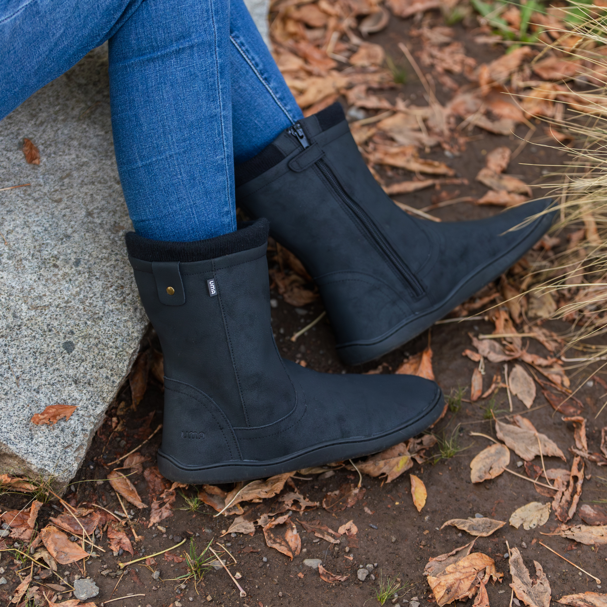 Par de botas barefoot ergonomicas negro modelo Bear para adultos