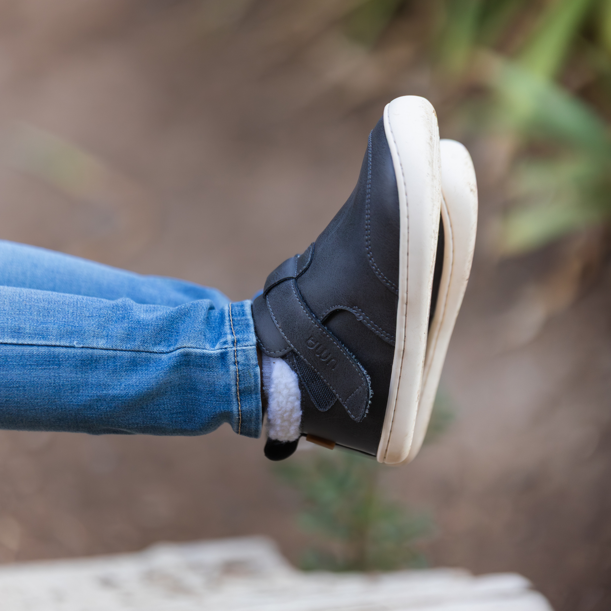 Suela flexible barefoot ergonomico de botin Arctic grafito para ninos