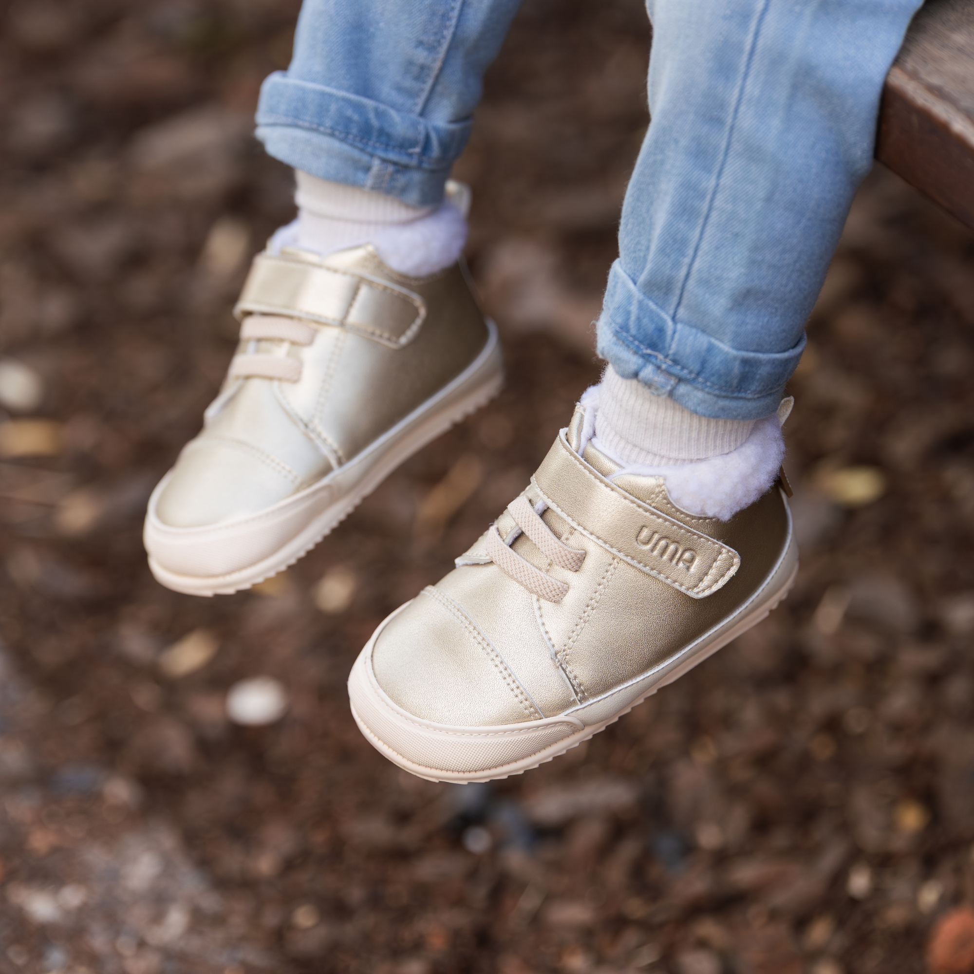 Botin barefoot ergonomico gold modelo Wind para bebes vista superior