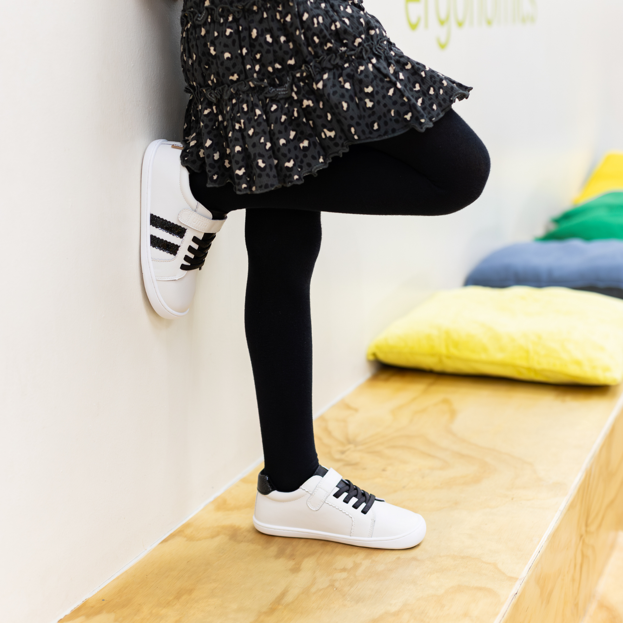 Zapatilla Cloud Rainbow Negro Glitter - Kids