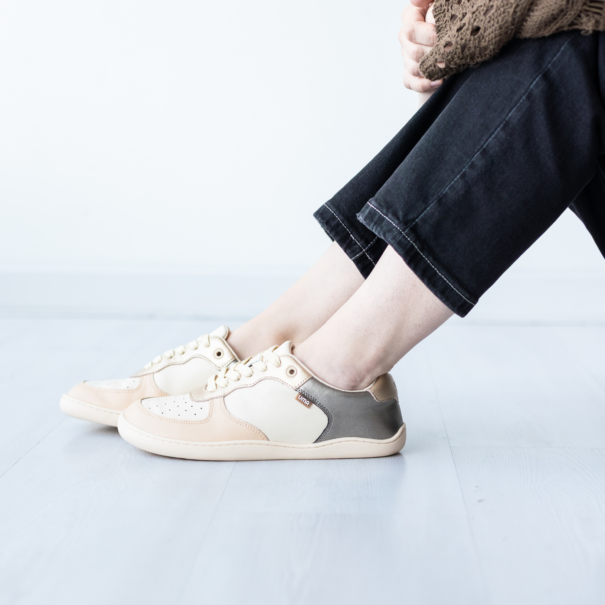 Zapatilla Retro Gold/Beige - Adulto